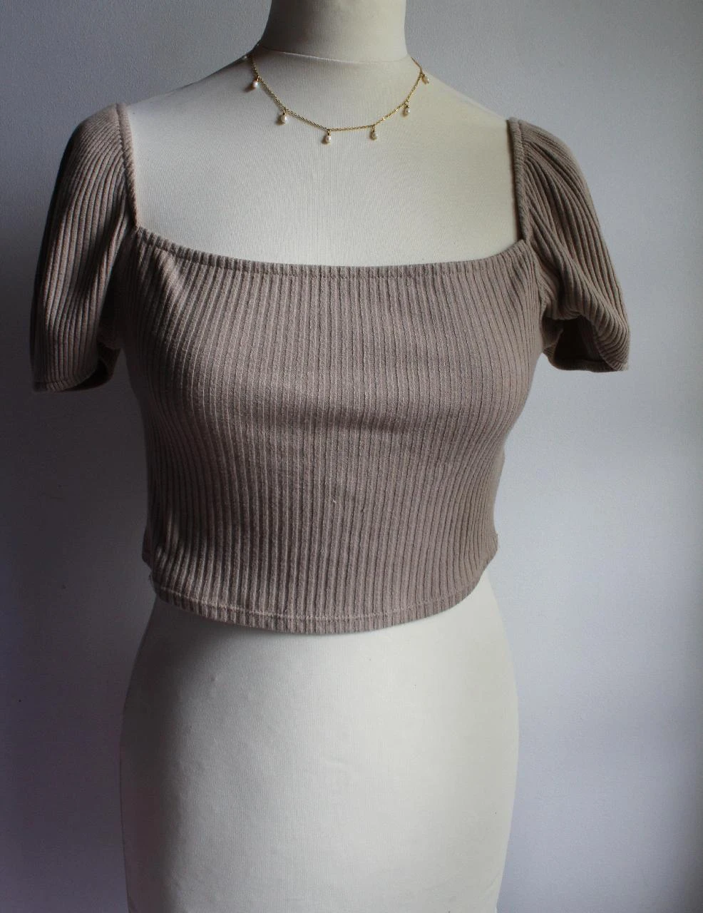 Top court beige H&M côtelé – photo 4